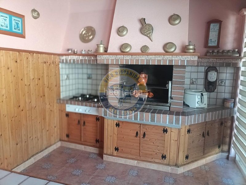 Foto 5601dd24-438d-4258-92bd-f0aa6225b161. Casa adossada amb calefacció aparcament piscina a Vigo
