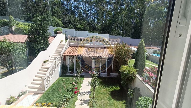 Foto c634a5b3-cc64-4b33-b64a-1dccefe95525. Casa adossada amb calefacció aparcament piscina a Vigo