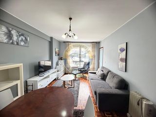 Affitto Appartamento  Calle travesia de vigo. Piso de  3 dormitorios, en el entorno de travesia de vigo