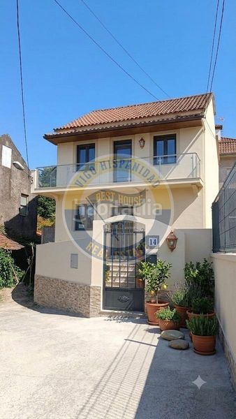 Foto c2c4e0f1-5dd0-4afb-8440-37cca7e4f1a1. Casa amb calefacció a Teis Vigo
