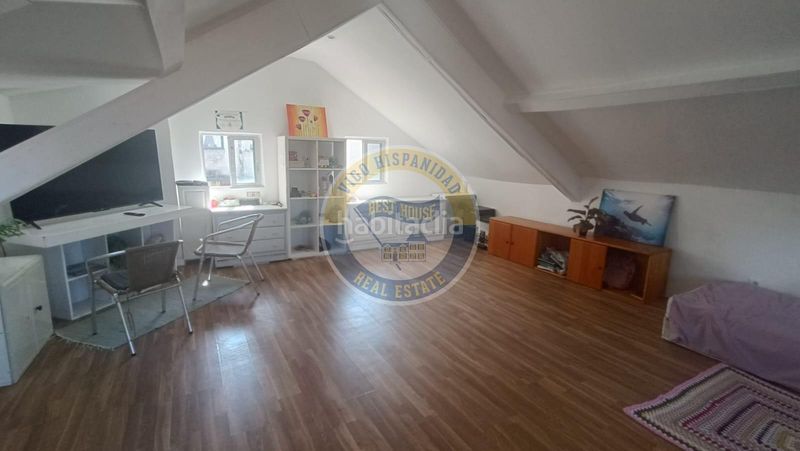 Foto c4fb1701-c436-4112-93bb-c43b9e1c6f7e. Casa amb calefacció a Teis Vigo
