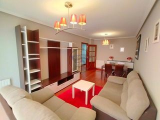 Alquiler Apartamento  Calle conde de torrecedeira. Apartamento seminuevo y amueblado de 2 dormitorios con garaje y