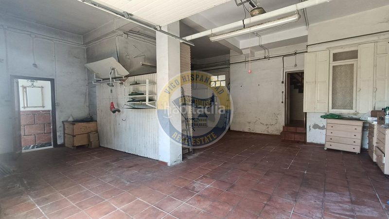 Foto 921e615d-ad95-4888-a059-74c13f5f62ea. Xalet amb calefacció a Lavadores Vigo