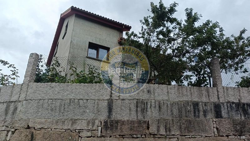 Foto efd246a6-a9c5-4ae4-840d-9e1c1fed877b. Xalet amb aparcament a Mos