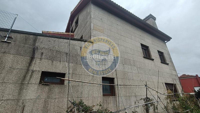Foto f5a331c8-f92a-4b5e-85aa-f9d617b2f5b3. Xalet amb aparcament a Mos