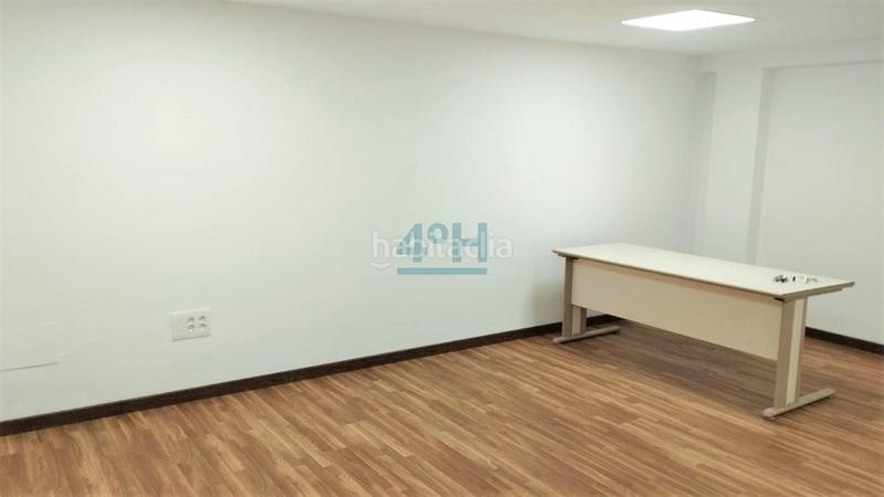 Foto 3798a5fb-0604-4e1b-93b3-948832caf449. Bureau dans Centro Ourense
