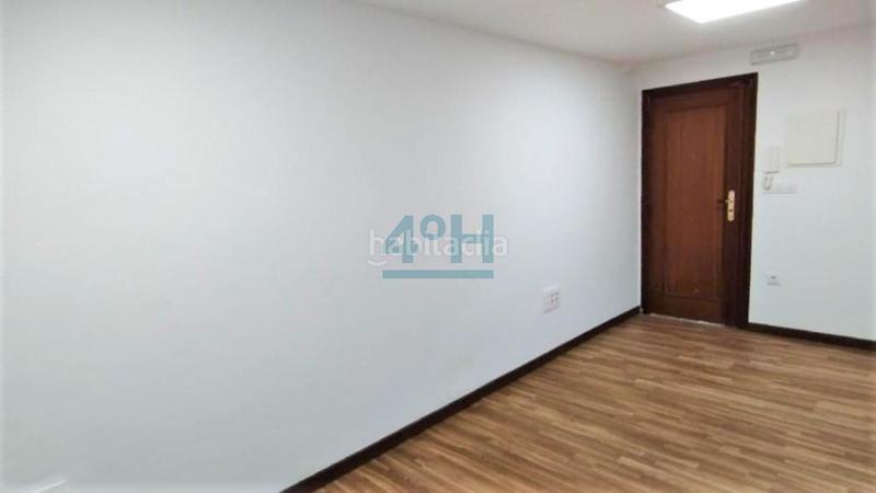 Foto 9cb710fd-6299-4eb5-941b-8367678f6c01. Bureau dans Centro Ourense