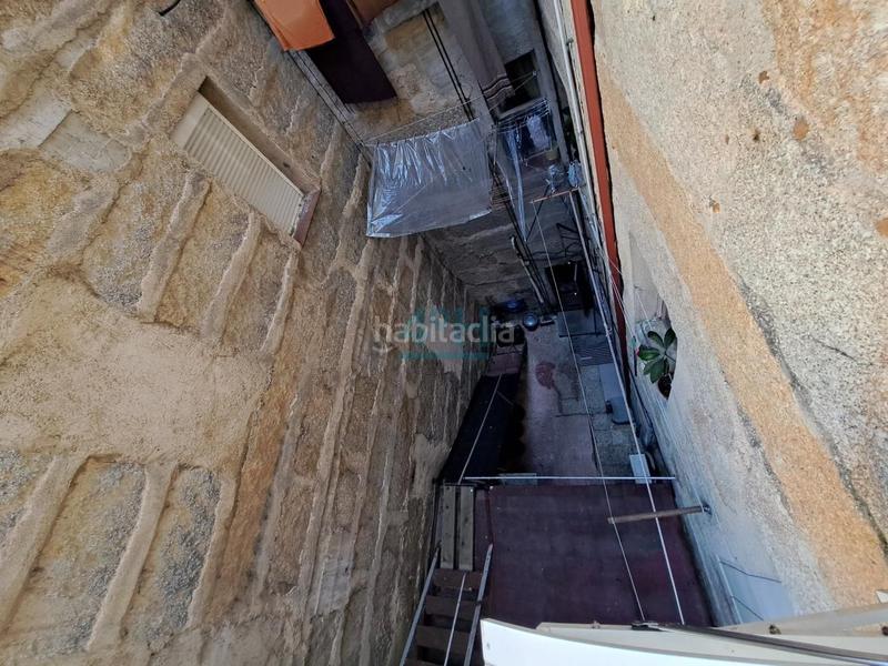 Foto 1332fe24-c84b-4b0f-8635-5f86c6bfdd3f. Édifice dans Couto Ourense