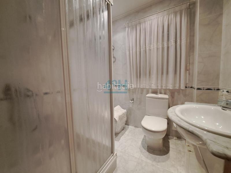 Foto 38ec67e0-1a58-472b-9385-7dbff9b2b31d. Édifice dans Couto Ourense