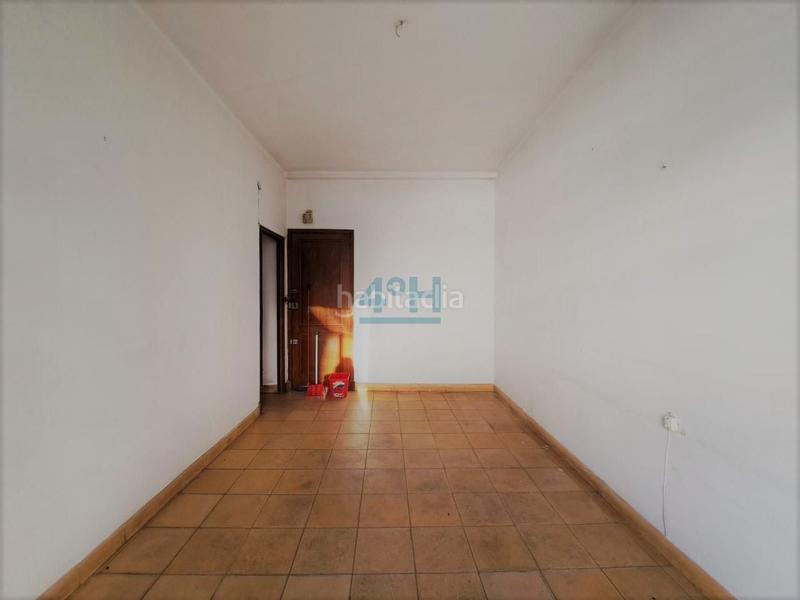 Foto 30ce7de9-4139-41ff-be02-ca122632a2b6. Edificio in Couto Ourense