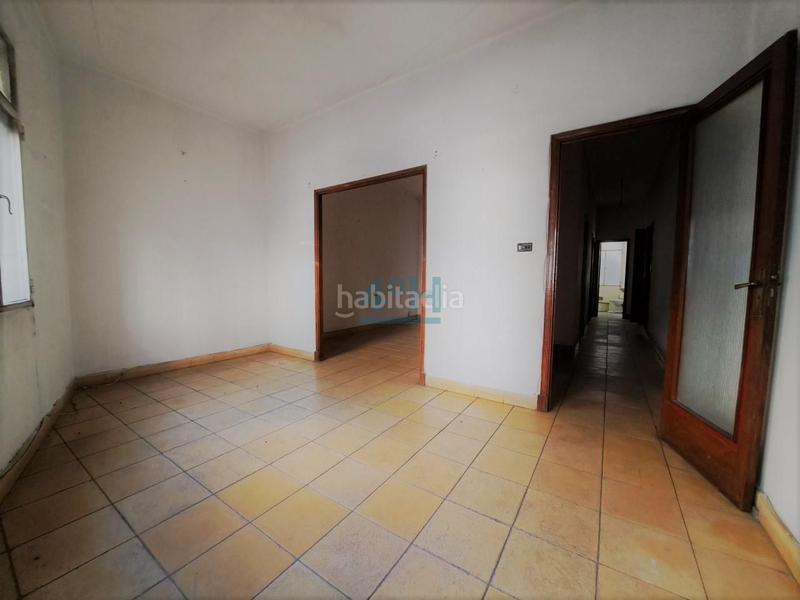 Foto 2a2f2a24-6c61-42a7-947d-c392ed1409b4. Edificio en Couto Ourense