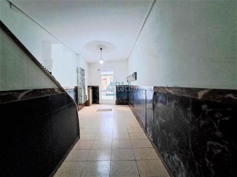 Foto 2b09b21f-4f1f-4257-b65e-53e3167a0f4c. Edificio en Couto Ourense