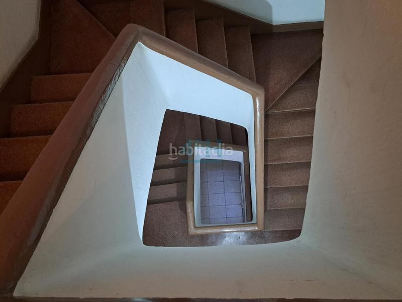 Foto 6842236f-9185-43bc-8a1e-db69d2aa5440. Edificio en Couto Ourense