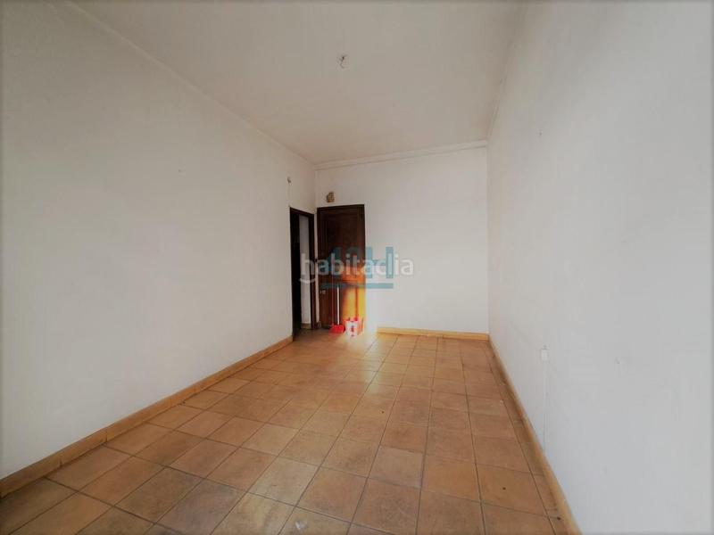 Foto 947dc573-2654-43e9-be3a-ce7e8dfa4589. Edificio en Couto Ourense