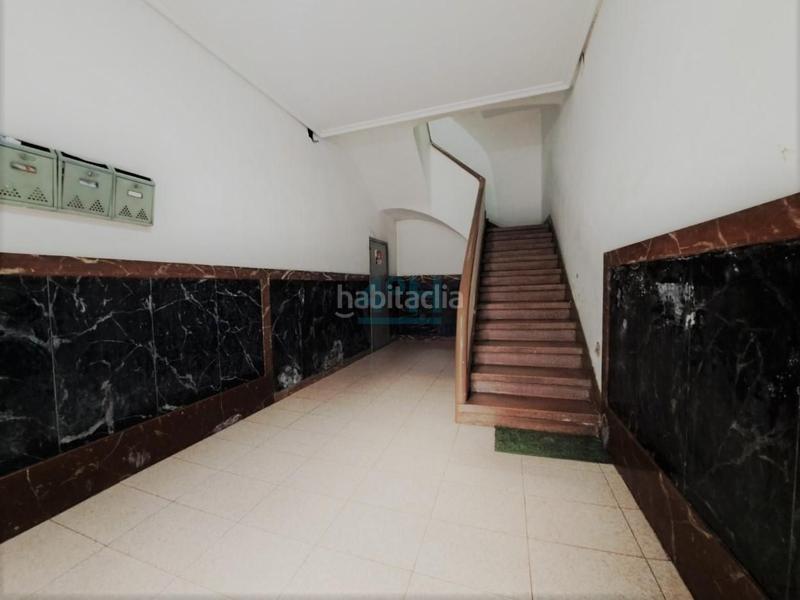 Foto c0f62241-d63e-4669-8fbc-c2eae1d9f974. Edificio en Couto Ourense