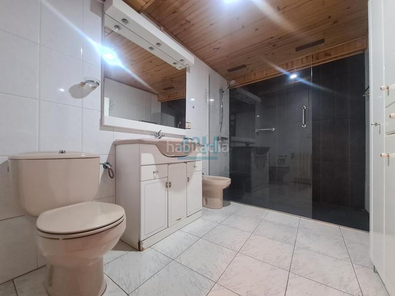 Foto 89b931cd-e1c6-4f94-a862-0df5c5a74137. House with heating parking in Barbadás