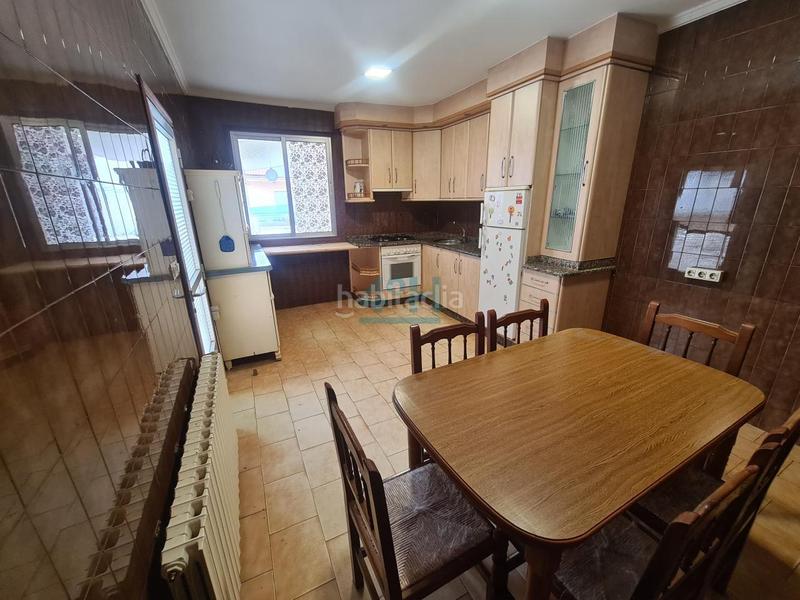 Foto 9dd7fd50-ef8c-4155-b8e7-c0c1de383ed3. House with heating parking in Barbadás