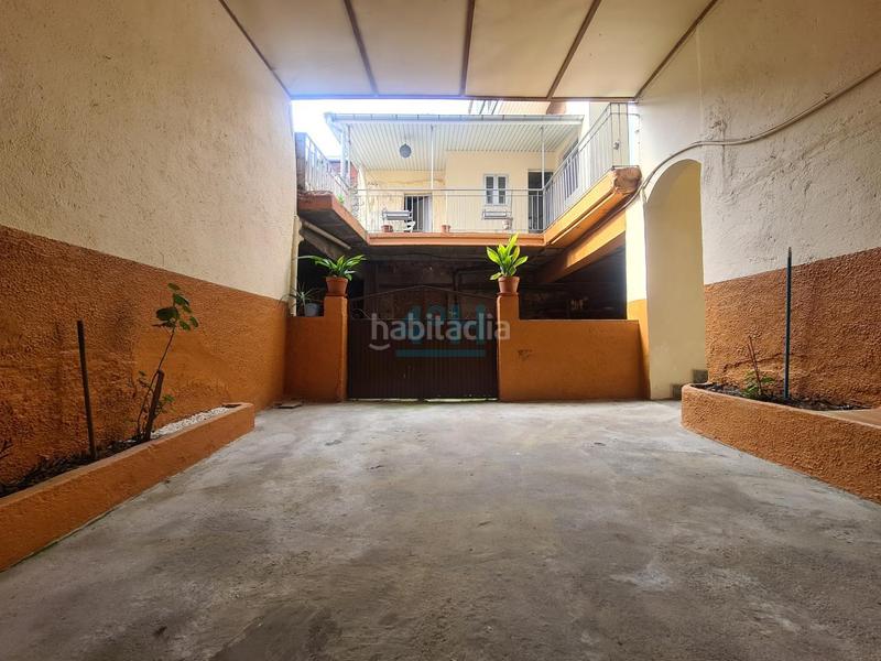 Foto f6e2d8a0-72e2-4a49-97e3-b2a34862b691. House with heating parking in Barbadás