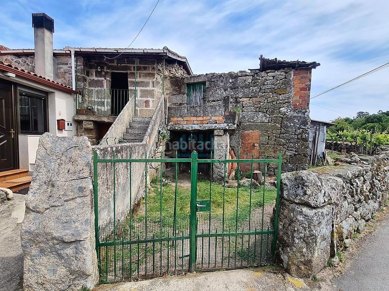 Foto ad7004bd-ad7c-4139-9b51-5f1a6e17dfbc. Casa a Amoeiro