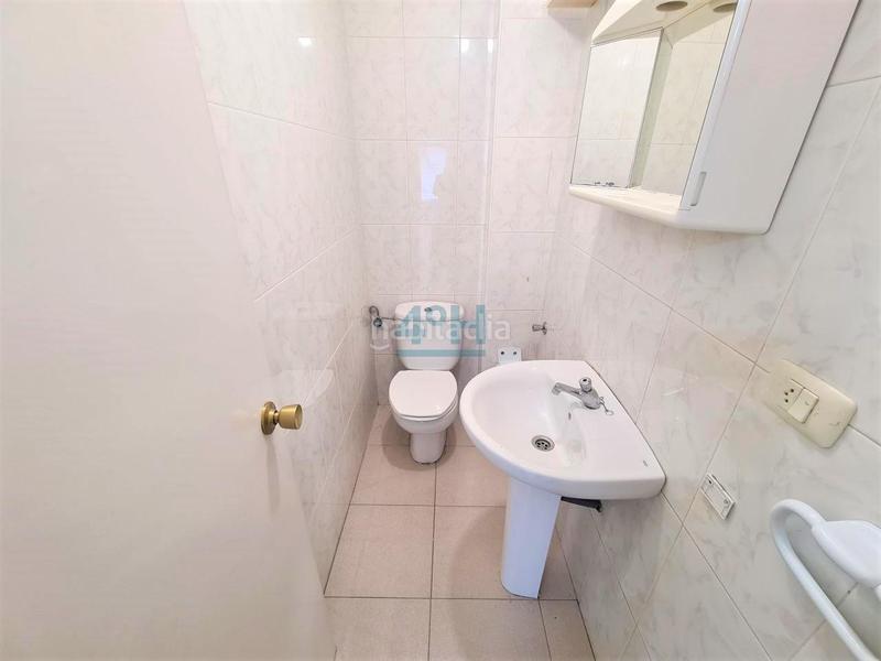 Foto 0cb44922-b8ac-497e-87d3-edef2d62786c. Local comercial en San Francisco Ourense