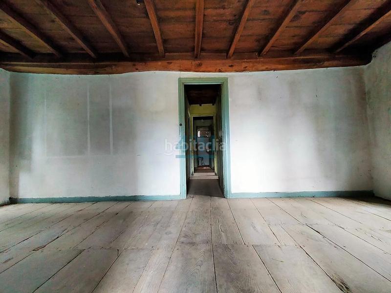 Foto 7250b26b-ef2b-4b16-8dce-32aede826f1e. Casa en Vilamarín