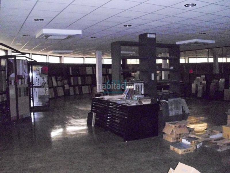 Foto 5d7e3442-0400-4cba-9b47-ef8b9bb0560f. Affitto capannone industriale in San Cibrao das Viñas