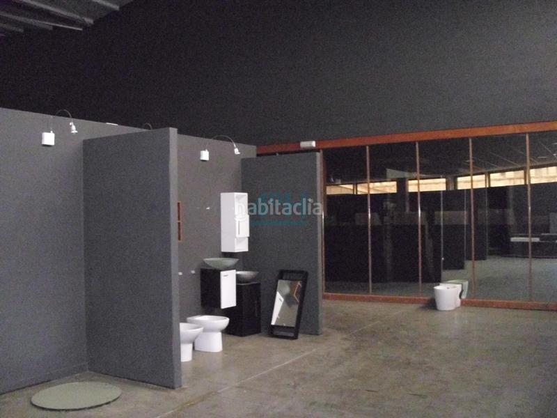 Foto b0db510d-2374-43e4-8f12-ea0db7d96fe3. Affitto capannone industriale in San Cibrao das Viñas