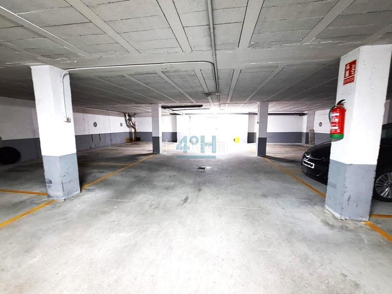 Foto 688c58f4-e485-4cdd-8053-d2127258345d. Parking coche en Xinzo de Limia