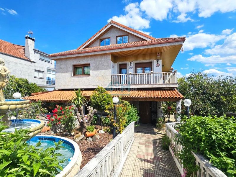 Foto f20bd734-ce5a-4e4c-becf-59a46188cdea. Casa amb calefacció aparcament piscina a Barbadás