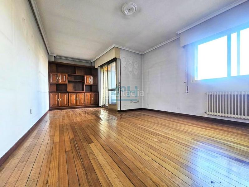 Foto add26778-0974-45fa-b1c8-8daf80059534. Appartement avec chauffage parking dans Posío Ourense
