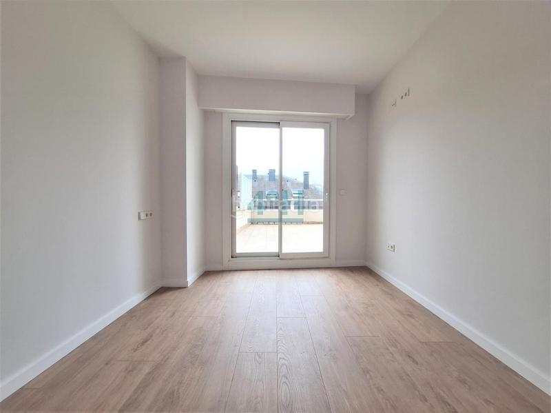 Foto 4f2f11d7-da95-46fd-ae42-b36a14b9d2dd. Apartment with heating parking in Centro Ourense