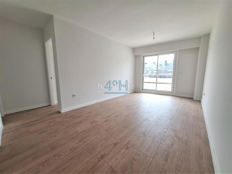 Foto d544bd91-3d26-40b6-bfe1-fa9a356ebaa3. Piccolo appartamento con riscaldamento parcheggio in Ourense