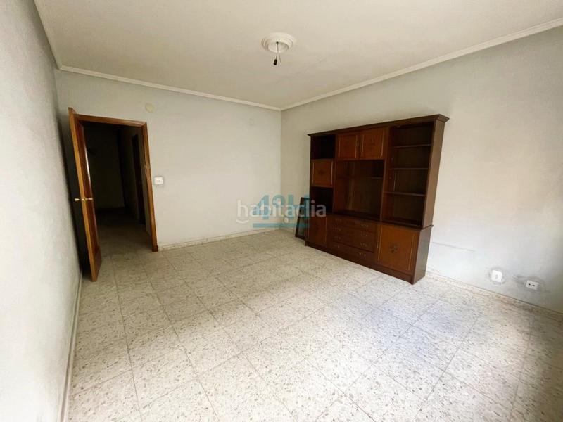 Foto 143418f6-e8f9-4933-ba34-3834dcf69aba. Piso en Couto Ourense