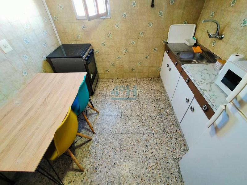 Foto 154d8bec-0bc9-4205-8fd4-a0109ceeef1e. Flat with heating in Couto Ourense