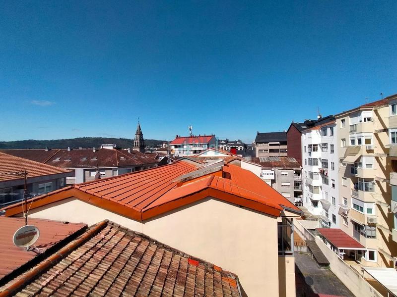 Foto 96022433-ea16-40fa-891b-959f3f0df537. Flat with heating in Couto Ourense