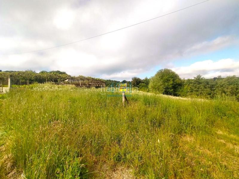 Foto ebf57059-ab80-40c4-b1a7-6e59e46e5edd. Terreno residencial en Taboadela