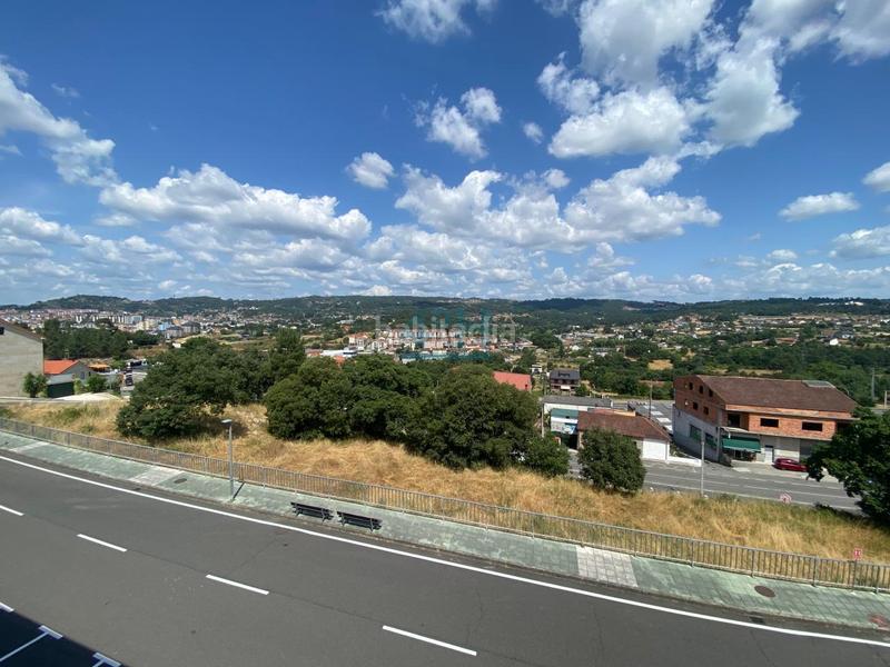 Foto 4dc41016-b385-432b-ad1c-9b327f5c5e9e. Dúplex amb calefacció aparcament a San Cibrao das Viñas