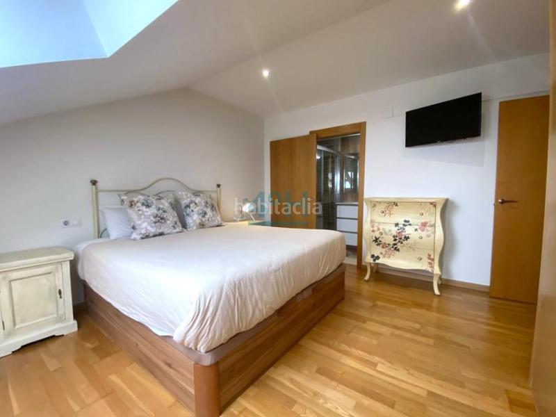 Foto 13cc7444-ce55-4b89-96d0-4e7504fb093e. Duplex con riscaldamento parcheggio in San Cibrao das Viñas