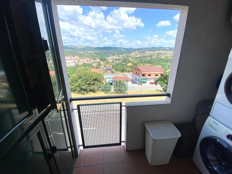 Foto ecd7cd74-c4c3-4f7a-8f10-be3065c998a0. Duplex con riscaldamento parcheggio in San Cibrao das Viñas