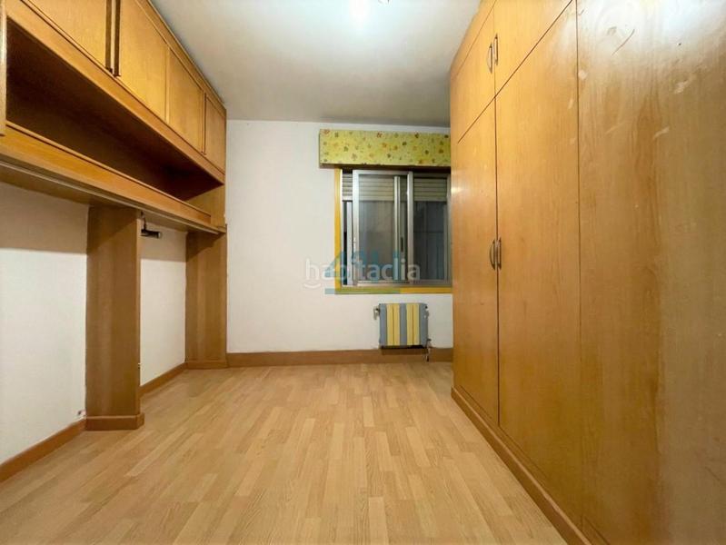 Foto 46656a4d-ad3d-4c5e-a959-246df1126d6f. Flat with heating in Centro Ourense