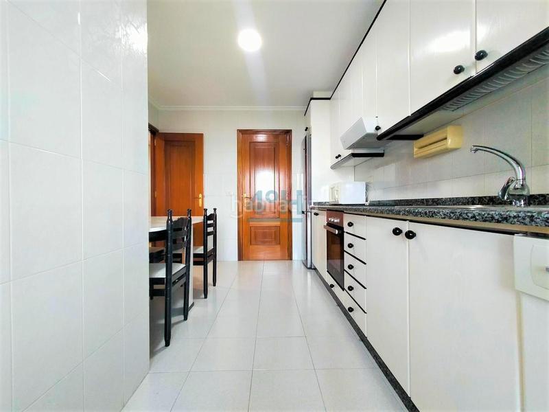 Foto 245e3aff-7109-4c79-a494-99fd3ec96af2. Appartamento con riscaldamento parcheggio in Mariñamansa Ourense