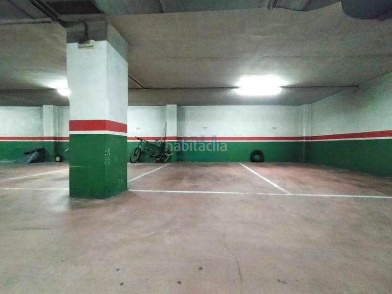 Foto b54e8f5b-051a-4f2c-a057-a62ea4ee5767. Alquiler parking coche en Centro Ourense