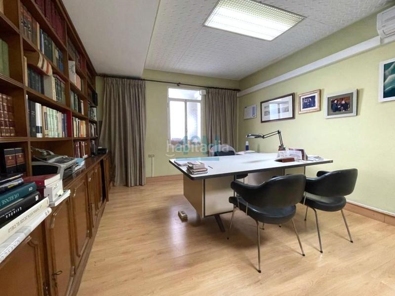 Foto 485b1bd0-84a4-4fc2-ba5e-ffb960e76edc. Piso en Casco Viejo Ourense