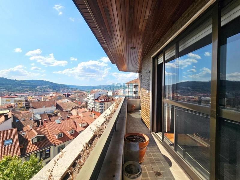 Foto 7e78339b-c5e9-41c7-bcb6-1d8d59618a22. Appartamento con riscaldamento parcheggio in Centro Ourense