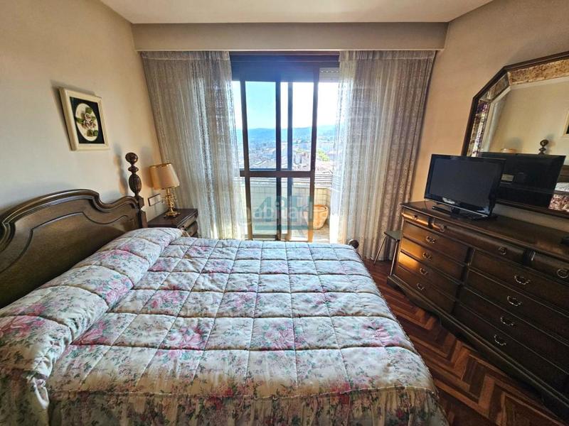 Foto dae940e7-351a-46d4-96cd-2f1b7233d1b4. Appartamento con riscaldamento parcheggio in Centro Ourense