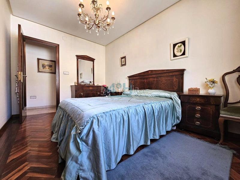 Foto bed353b6-d334-445b-8bbb-b42710a6fac0. Appartement avec chauffage parking dans Centro Ourense