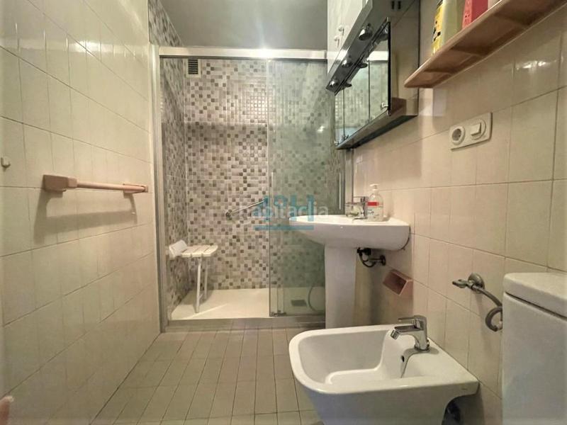 Foto ef6abb5a-85ce-4a47-b1c9-ab15e0d637a2. Piso en As Lagoas Ourense