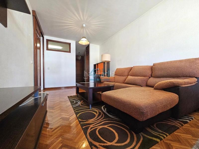 Foto 9c356caf-b48f-4c85-939c-7708fbb84ec3. Alquiler apartamento en Casco Viejo Ourense