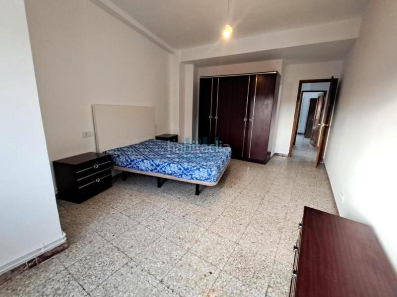 Foto 41900e7d-0e84-46b3-800f-6e375a63e54a. Rent flat with heating in Universidad Ourense