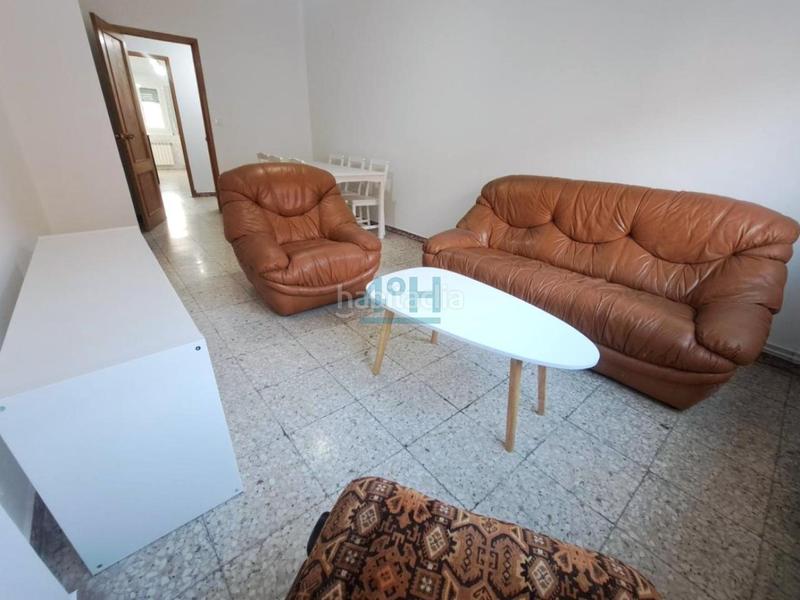 Foto 86e7c890-4963-42d8-914f-06154c376af8. Rent flat with heating in Universidad Ourense